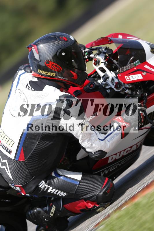 /45 10.08.2025 Plüss Moto Sport ADR/Freies Fahren/988